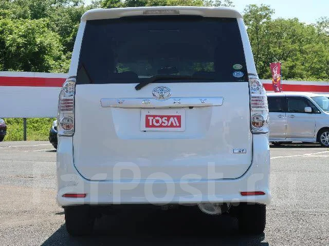 Toyota Voxy. ��������, ��������, 2.0 (140��.�.), ������, 67 000����. ��, �/�, ��� ���. ��� ����� �� ������������ ����