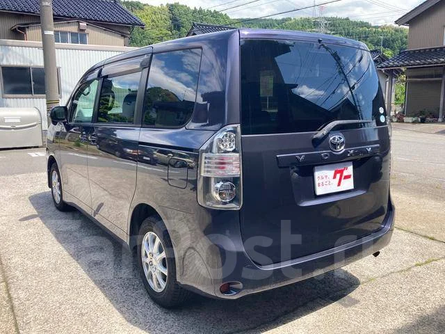 Toyota Voxy. ��������, ��������, 2.0 (148��.�.), ������, 42 000����. ��, �/�, ��� ���. ��� ����� �� ������������ ����