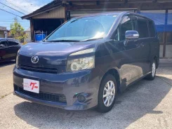 Toyota Voxy. ��������, ��������, 2.0 (148��.�.), ������, 42 000����. ��, �/�, ��� ���. ��� ����� �� ������������ ����