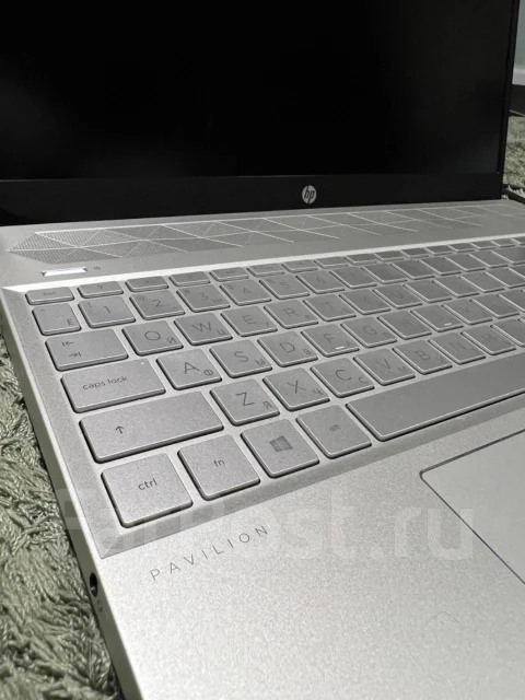 HP Pavilion 15-cs0012ur. 15.6", 3,4����, ��� 8 ��, ���� 1 000���, WiFi: 1, Bluetooth: 1, ����������� �� 12��. ����