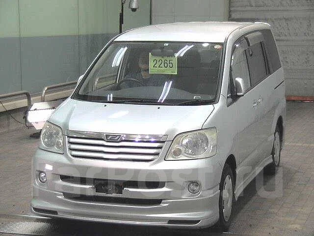 Toyota Noah. �������, 4wd, 2.0, ������, 82����. ��, �/�, ��� ���. ��� ����� �� ������������ ����