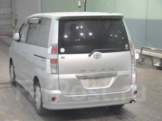 Toyota Noah. �������, 4wd, 2.0, ������, 82����. ��, �/�, ��� ���. ��� ����� �� ������������ ����