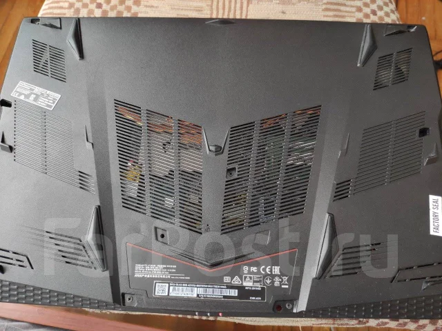 MSI GL63 8SE. 15.6", 4,1����, ��� 16 ��, ���� 1 000���, WiFi: 1, Bluetooth: 1, ����������� �� 1��. ����