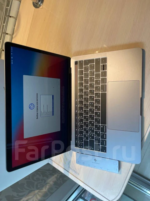 Apple MacBook Pro 13 2019 Mid. 13.3", ��� 8 ��, ���� 256���, WiFi: 1, Bluetooth: 1 ����