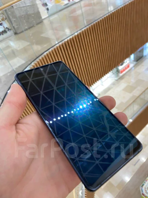 Samsung Galaxy S20 FE. �/�, �����, 4G LTE, Dual-SIM, NFC ����