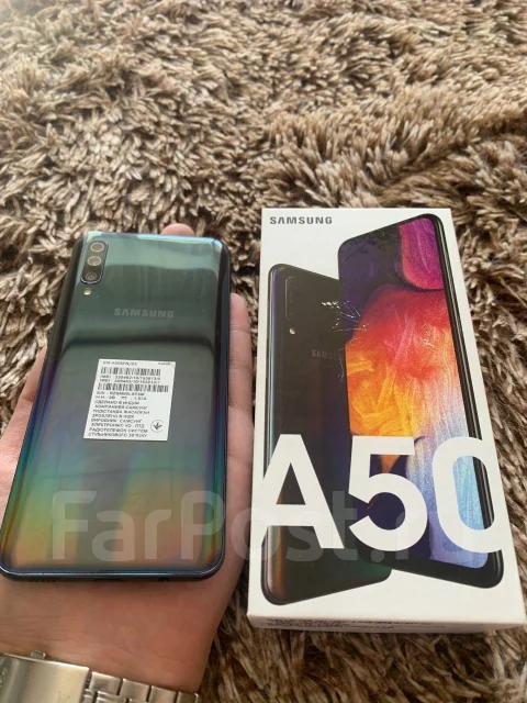 Samsung Galaxy A50. �/�, ������, 3G, 4G LTE, NFC ����
