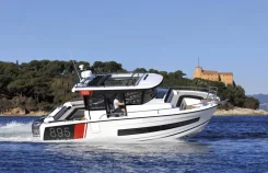 Jeanneau Merry Fisher. 2022 ���, ����� 8,92��., ��������� ��� ���������, ������. ��� ����� �� ���������� ����