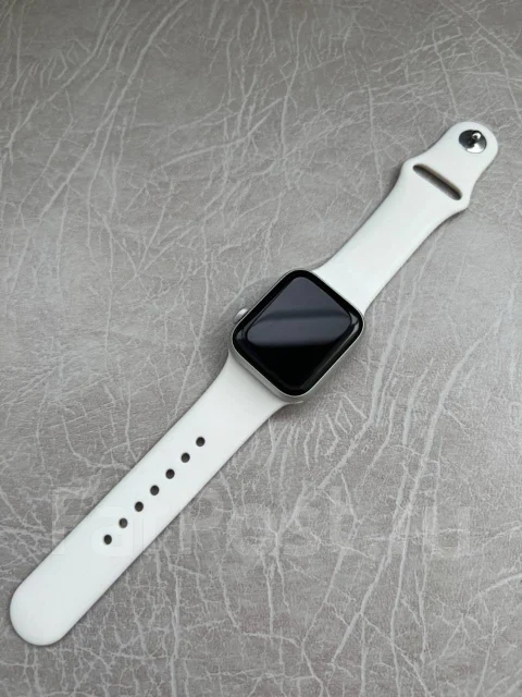 Apple Watch Series 4. GPS, NFC, IP67 ����