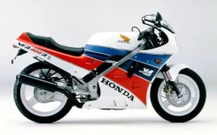 Honda VFR 400 ����