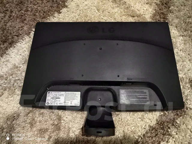 LG. 21.5" ����