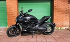 Ducati Diavel Dark. 1 200����. ��., ��������, ���, � �������� ����