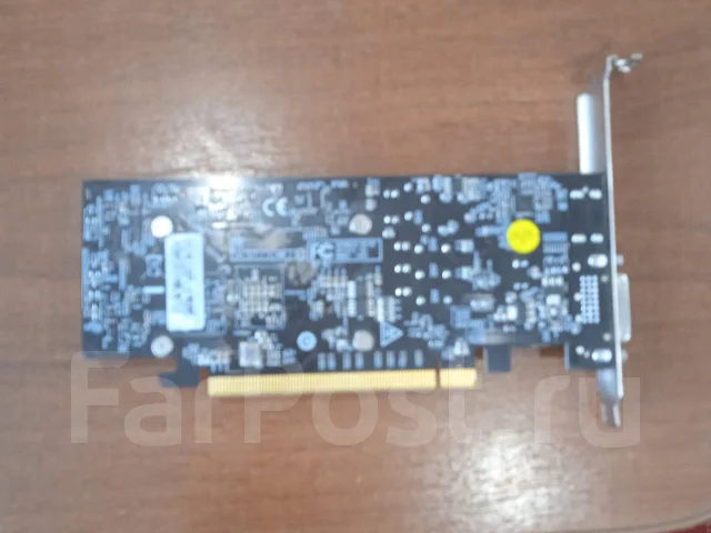 Radeon RX 550 ����