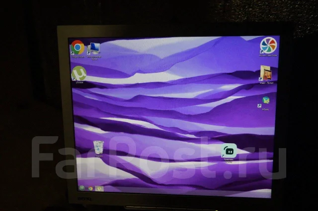 BenQ. 17" ����