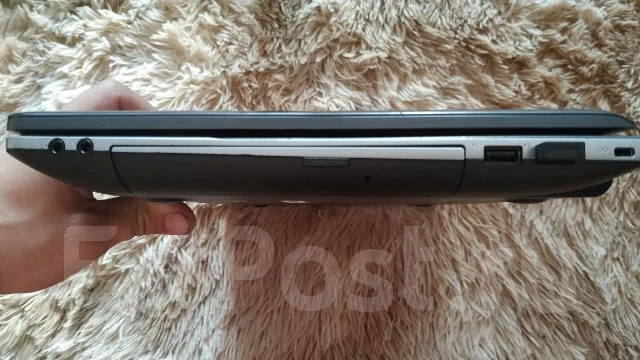 Samsung 350V5C. 15.6", 3,2����, ��� 16 ��, ���� 1 000���, WiFi: 1, Bluetooth: 1, ����������� �� 2��. ����
