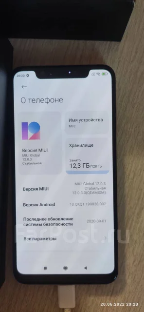 Xiaomi Mi8. �/�, �������, 3G, 4G LTE, Dual-SIM ����