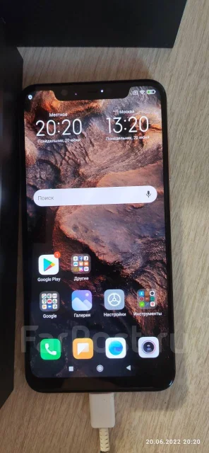 Xiaomi Mi8. �/�, �������, 3G, 4G LTE, Dual-SIM ����