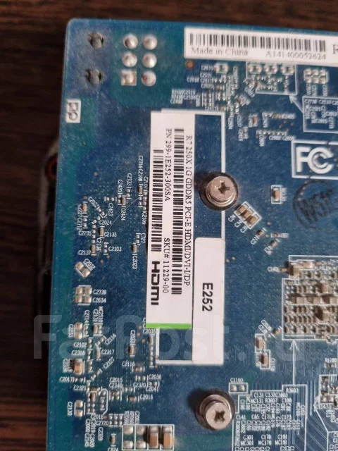 Radeon R7 250X ����