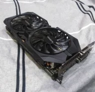 Radeon R9 380 ����
