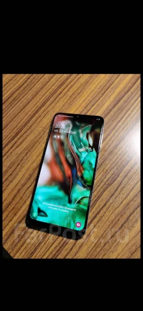 Samsung Galaxy A30. �/�, �����, 4G LTE, Dual-SIM, ����������, NFC ����