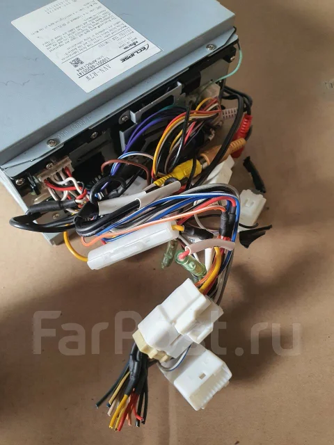 Eclipse AVN-R7W ����
