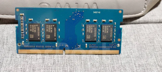 SO-DIMM DDR4. ����