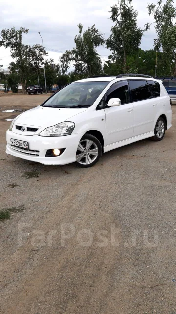 Toyota Ipsum. �������, ��������, 2.4 (160��.�.), ������, 208����. �� ����