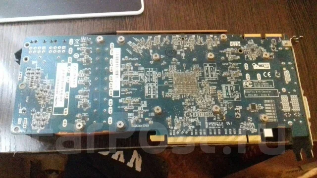 Radeon R9 280X ����
