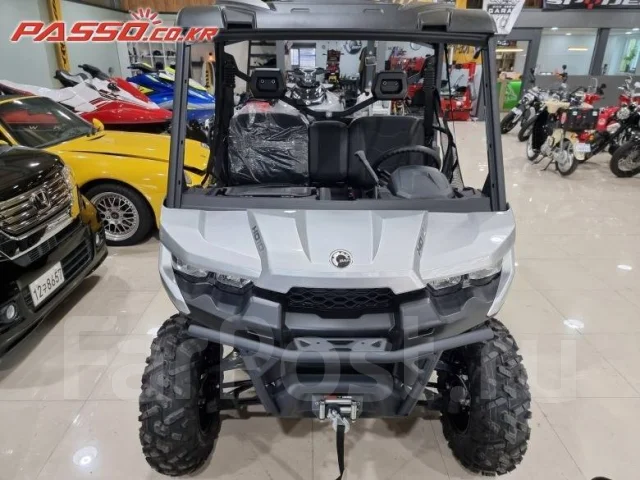 BRP Can-Am Defender XT. ��������, ��, ��� �������. ��� ����� �� ������������ ����