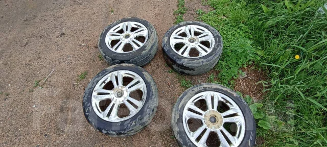 Valente. 7.0x17", 9x100, 5x110 ����