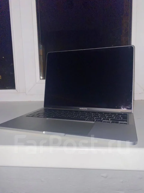 Apple MacBook Pro 13 2020 Late. 13.3", ��� 8 ��, ���� 256���, WiFi: 1, Bluetooth: 1 ����