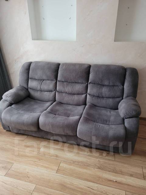 Диван-кровать, б/у, в наличии. Цена: 25 000₽ в Хабаровске