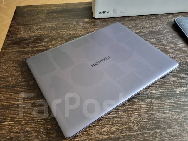 Huawei MateBook 13. 13", 3,7����, ��� 16 ��, ���� 500���, WiFi: 1, Bluetooth: 1, ����������� �� 10��. ����
