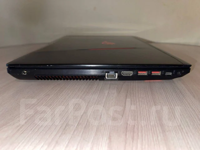 Asus ROG Strix GL553VD. 3,5����, WiFi: 1, Bluetooth: 1 ����