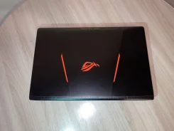 Asus ROG Strix GL553VD. 3,5����, WiFi: 1, Bluetooth: 1 ����