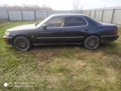 Lexus LS400 ����