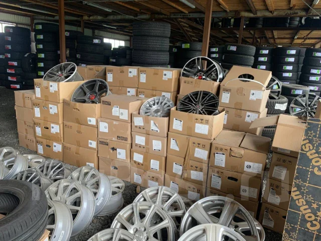 4 Racing. 8.0x18", 5x150, ET45, �� 110,1���. ����