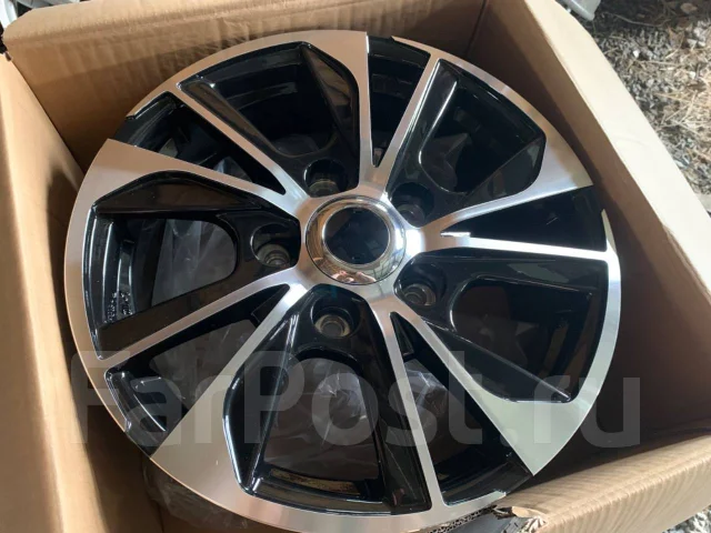 4 Racing. 8.0x18", 5x150, ET45, �� 110,1���. ����