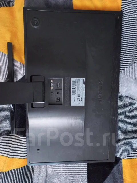 Samsung. 21.5" ����
