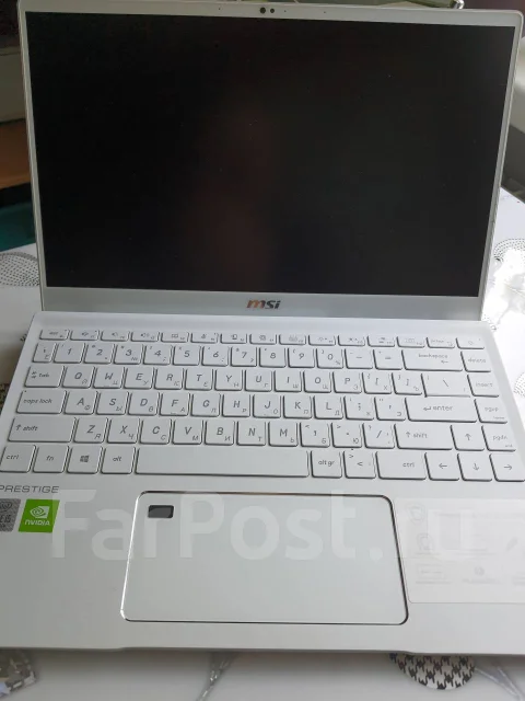 MSI Prestige 14. 14", 4,2����, ��� 16 ��, WiFi: 1, Bluetooth: 1, ����������� �� 10��. ����