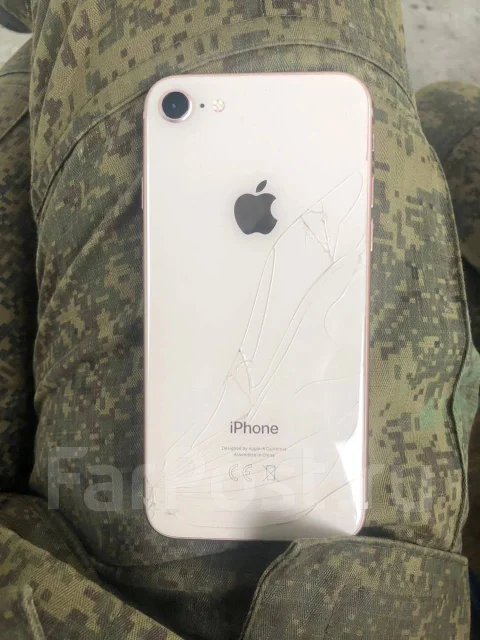 Apple iPhone 8. �/�, �������, 4G LTE, NFC ����