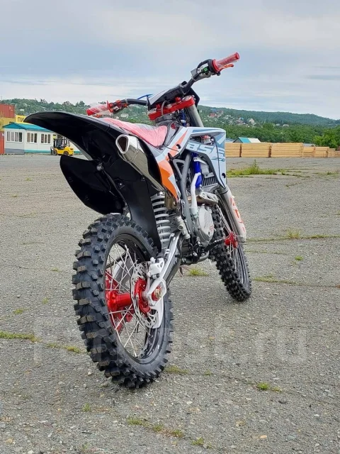 BSE Z8. 300����. ��., ��������, ��� ���, ��� ������� ����