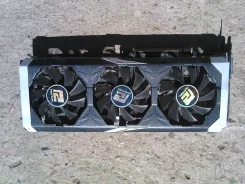 Radeon R9 390 ����