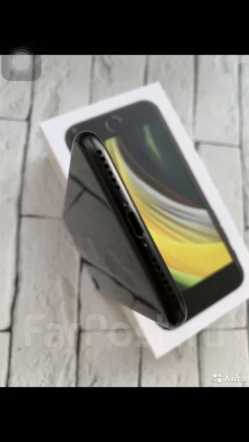 Apple iPhone SE 2020. �/�, ������, 4G LTE ����