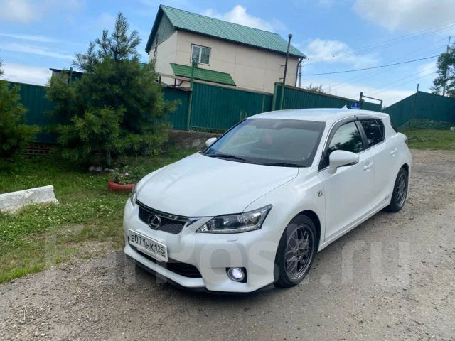 Lexus CT200h. �������, ��������, 1.8, ������, 200 000����. �� ����