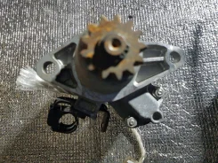 ������� Toyota Avensis 2810028100 ����