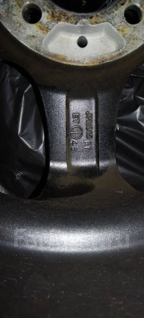BlackArt Stealth. 6.5x17", 4x100, ET45, �� 73,1���. ����