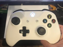 Microsoft Xbox One X ����