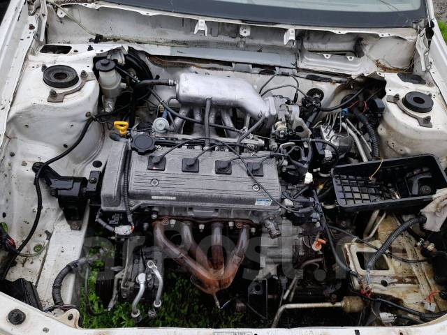 4 а фе. Toyota Corona Premio 7a Fe аккумулятор. Corona Premio 7a Fe аккумулятор. ДМРВ Тойота корона Премио 7а Fe. Моторный отсек корона Премио.