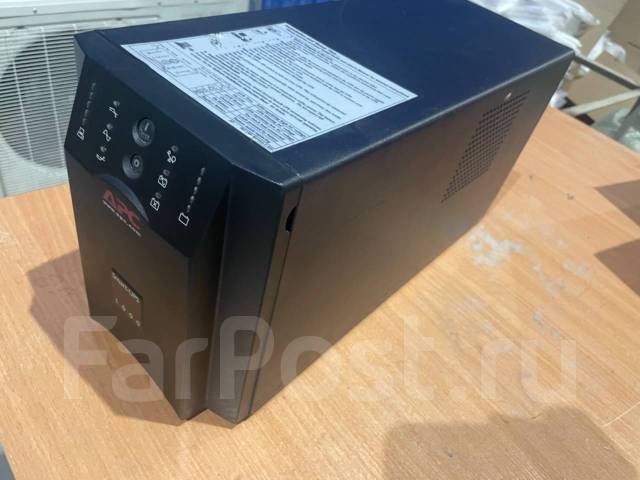 Источник бесперебойного питания APC Smart-UPS 1000VA USB 230V SUA10 ...