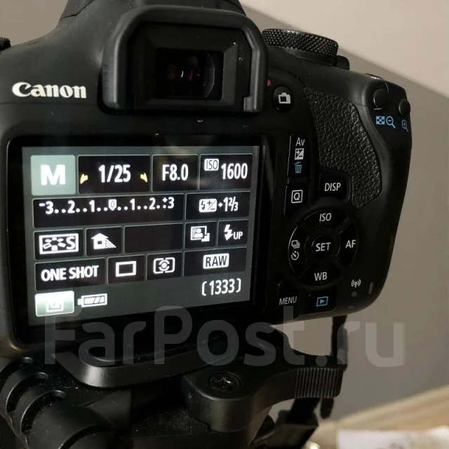 Canon EOS 2000D Kit ����